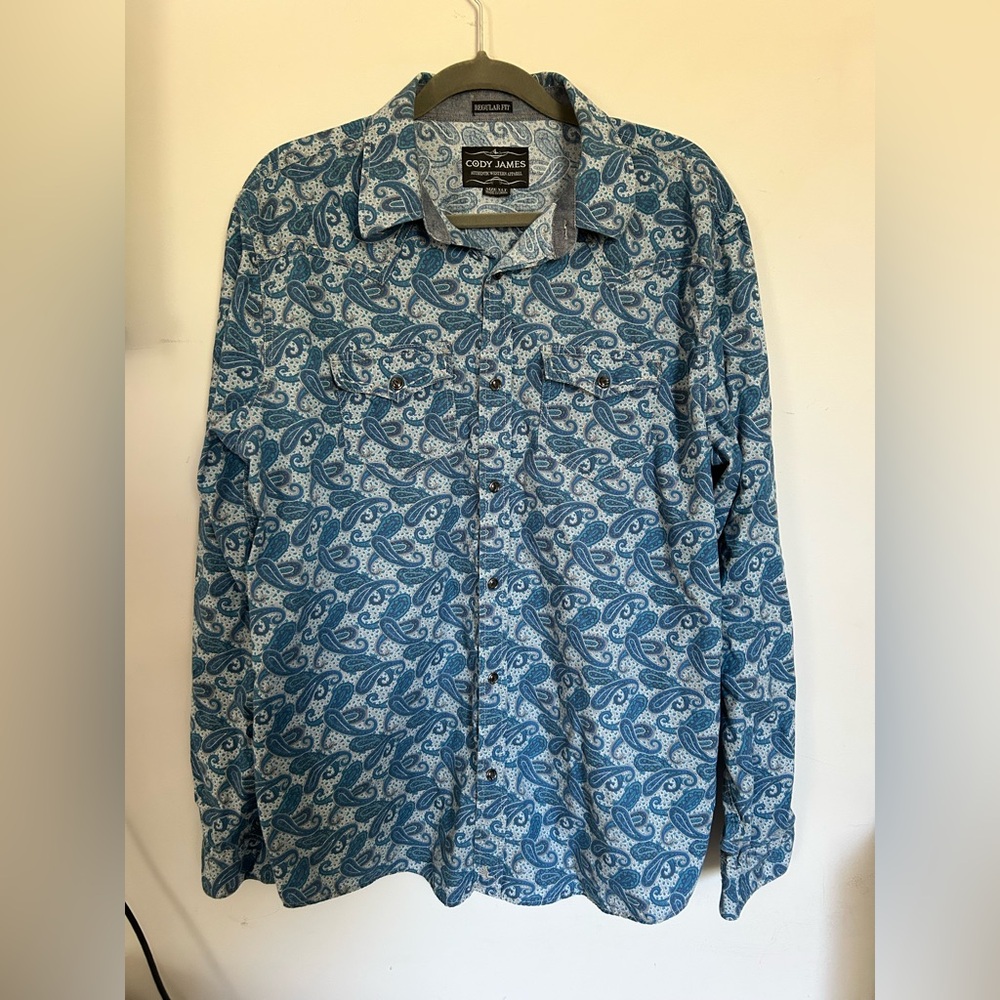 Cody James Western Men’s Blue Paisley Print Long Sleeve Button down